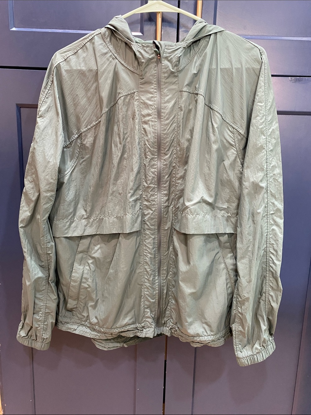 Lululemon windbreaker